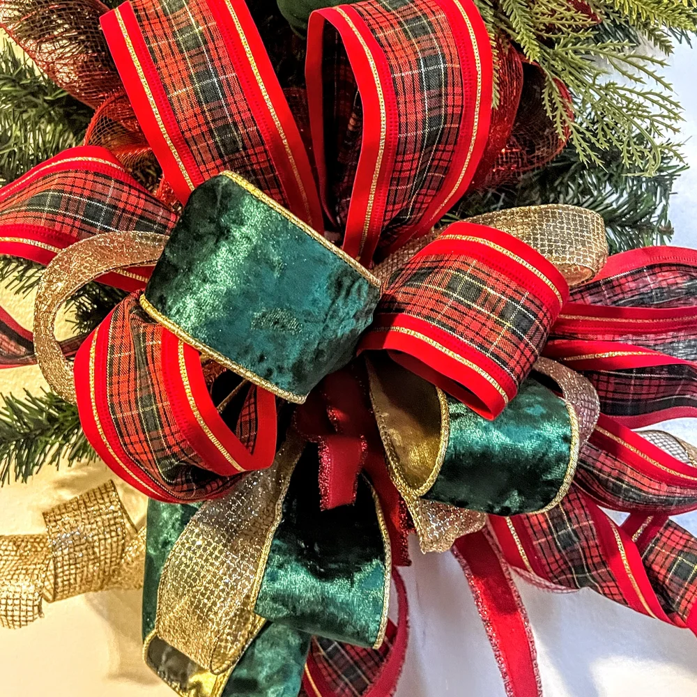 Elegant Holiday Wreath with Red and Gold Accents